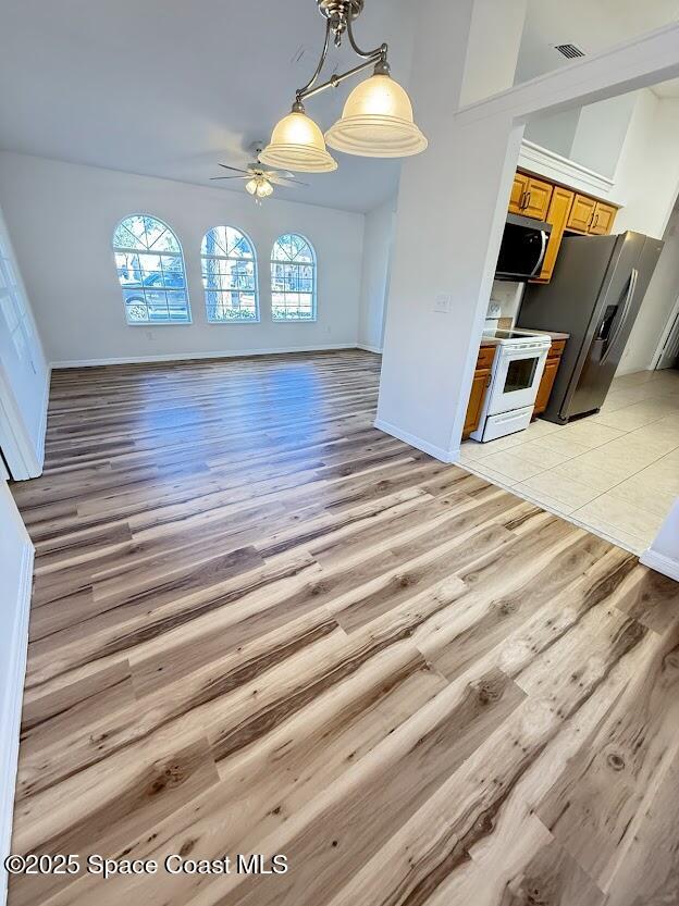 Building Photo - 3193 Brentwood Ln