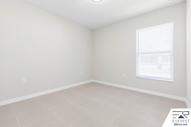 Building Photo - 11 Serenity Pl