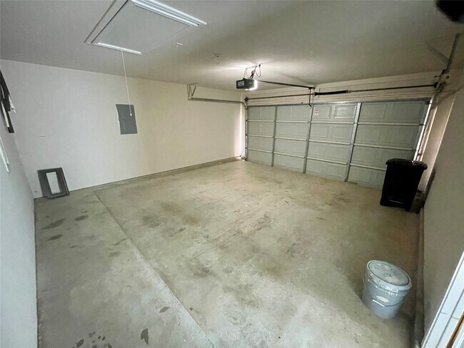 Building Photo - 4903 Spring Showers Ct