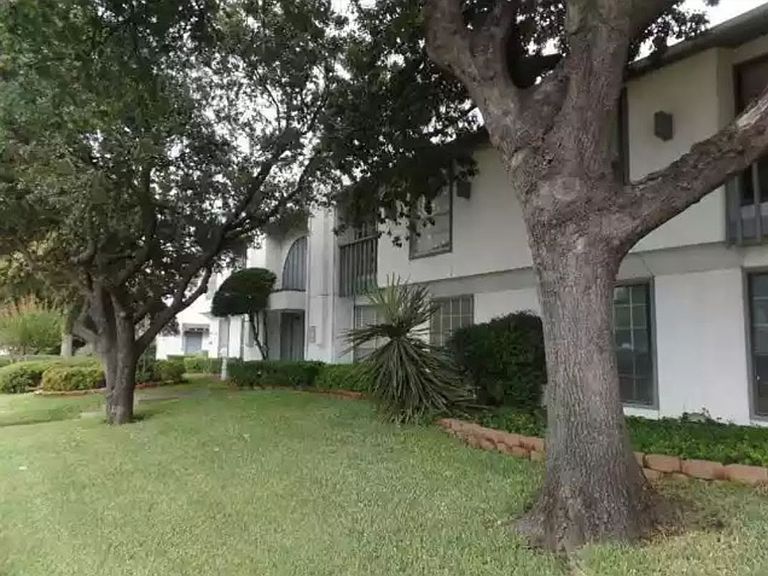 Primary Photo - 12888 Montfort Dr