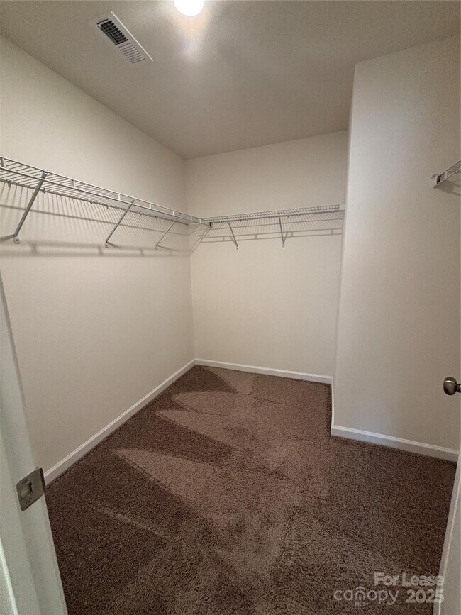 Building Photo - 2773 Yeager Dr NW