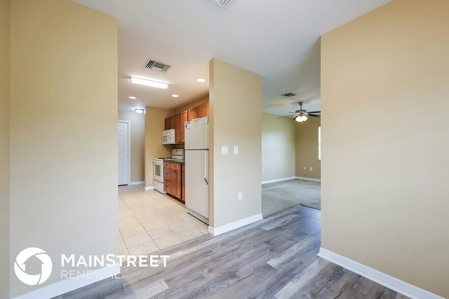 Building Photo - 3016 25th St W