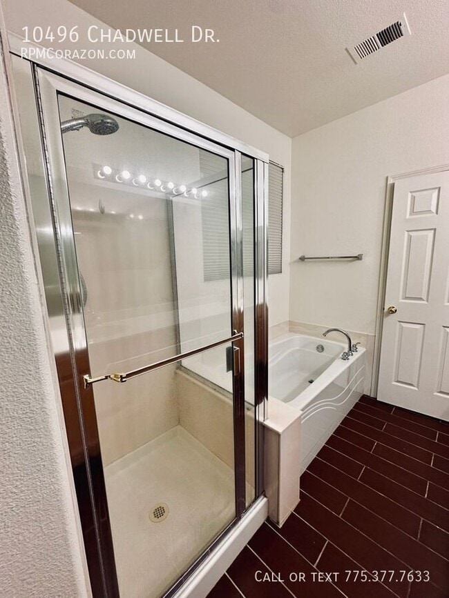 Building Photo - 10496 Chadwell Dr