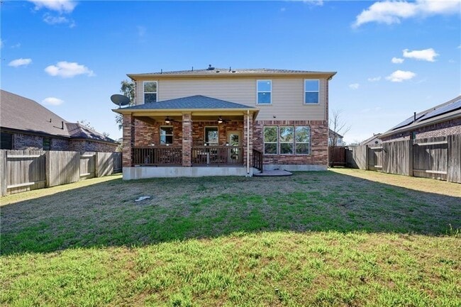Building Photo - 1524 Uhland Dr