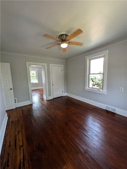 Building Photo - 313 Jacob St