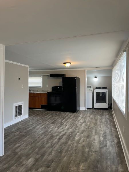 Building Photo - 2 bed/1 bath Apt available near downtown Maryville and Maryville College