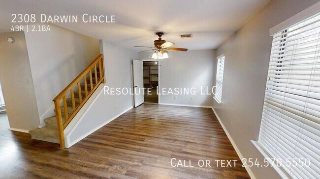 Building Photo - 2308 Darwin Cir