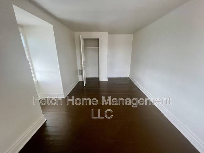 Building Photo - 123 S Richland Ave