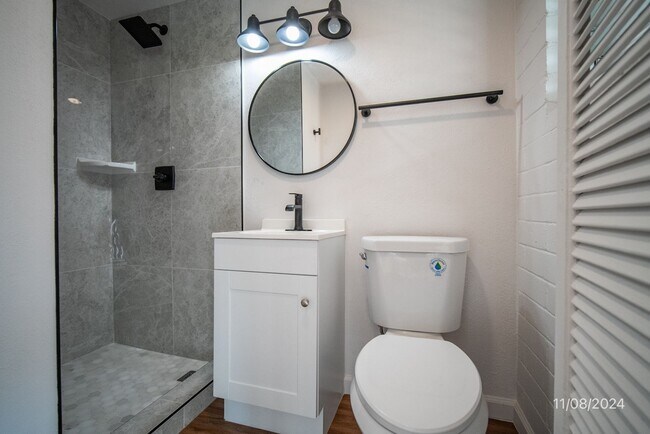 Building Photo - $2,100 / 1 Bed / 1 Bath / 410ft² – BOUTIQUE TERRAZZA