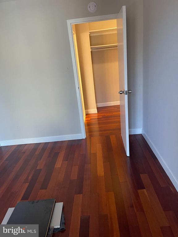 Building Photo - 950 25th St NW