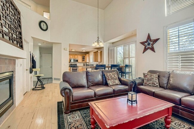 Building Photo - 3892 E Aldenbridge Cir