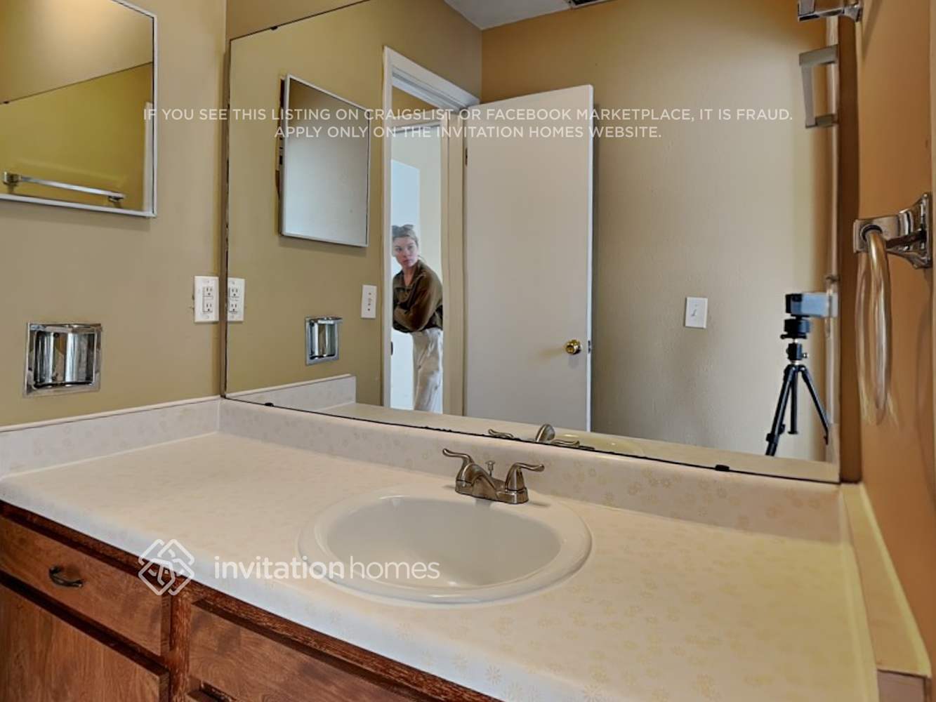 Building Photo - 12718 Sebring Blvd