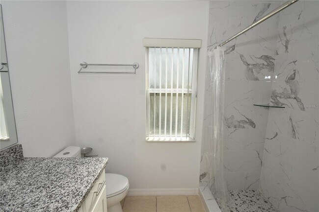 Building Photo - 12 Pierce Ln