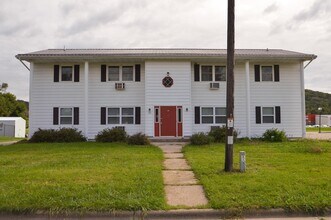 Building Photo - 106 Southview Rd