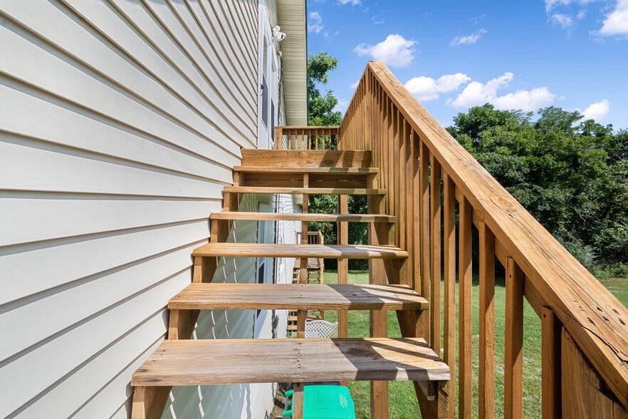Building Photo - 2614 Couchville Pike