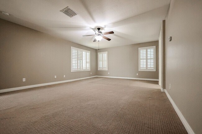 Building Photo - COMING SOON! Great Location!Stunning 6-bedroom Plus 7, 4.5-bathroom home located in Chandler