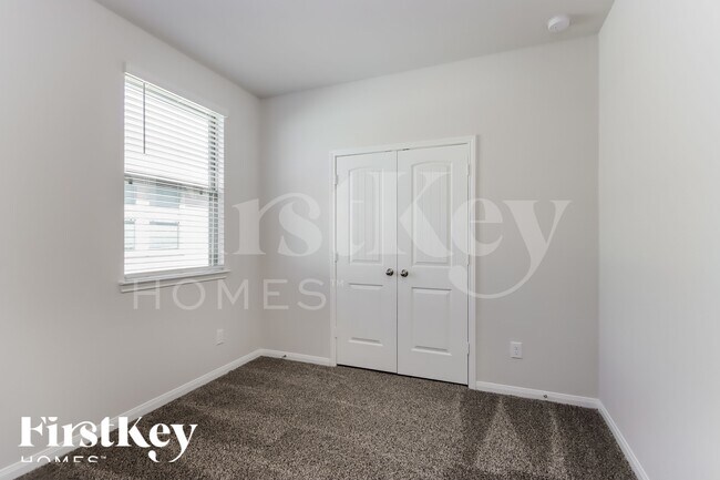 Building Photo - 255 Rd 5102F