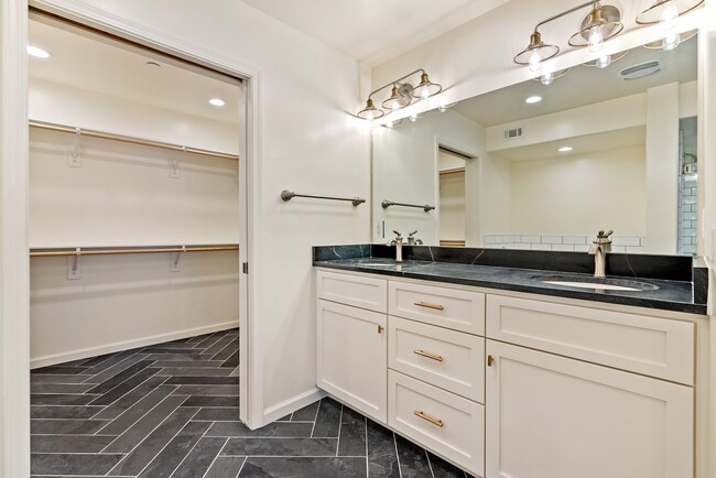 Building Photo - This Sunset Beach Estates Townhome will have you speechless!