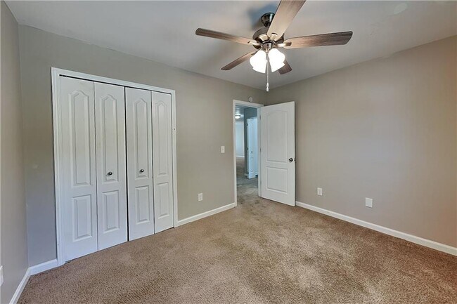 Building Photo - 3613 Aberdeen Way
