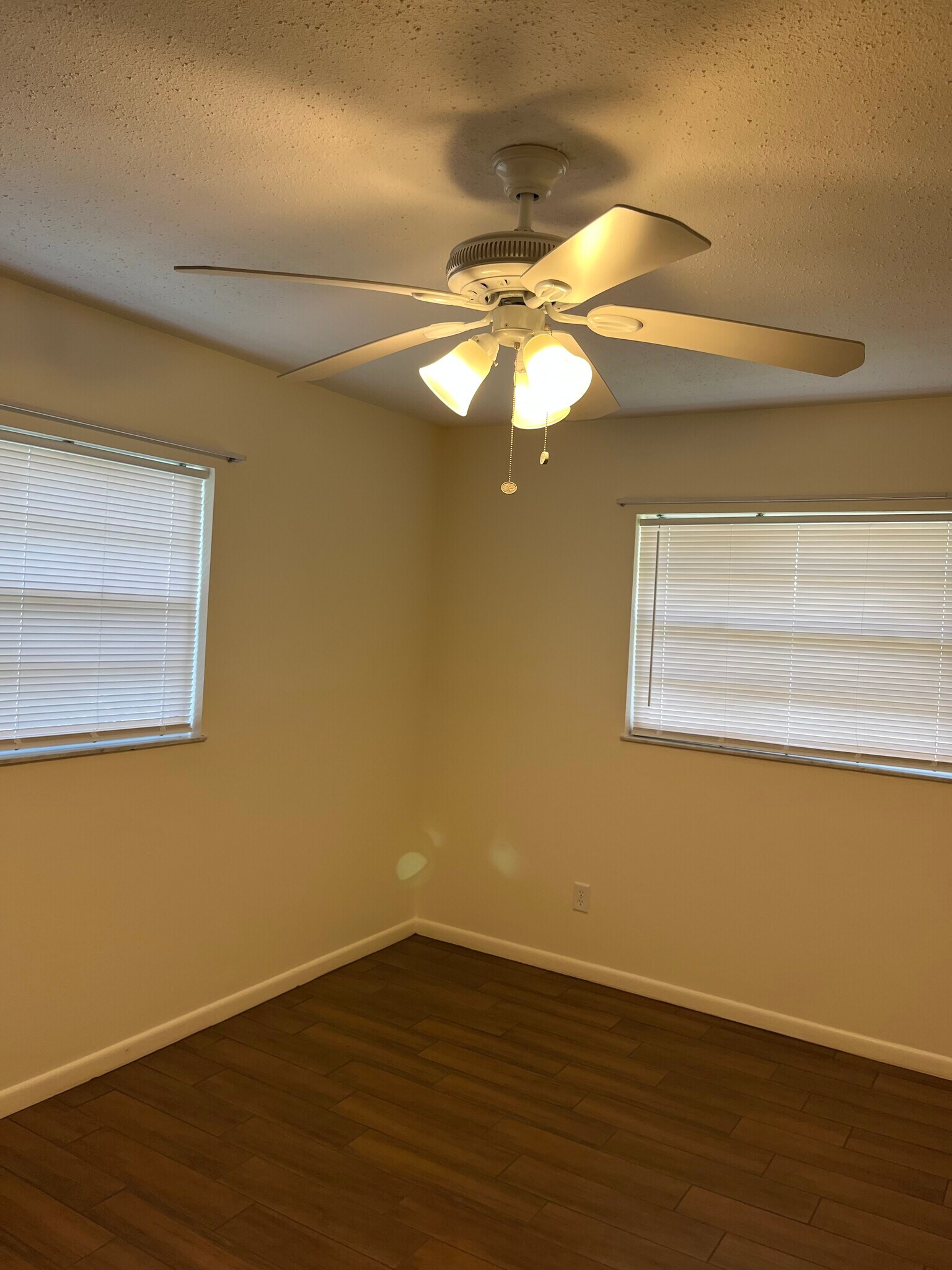 Primary Bedroom - 1260 5th St