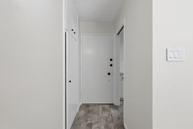 Building Photo - Spacious South San Francisco Home with Large Backyard, Garage & In-Unit Laundry