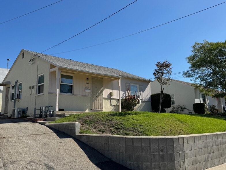 Primary Photo - 3049 Community Ave