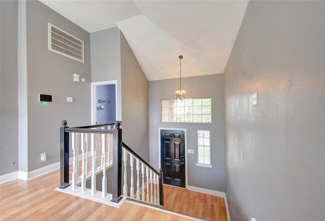 Building Photo - 123 Coffee Ln