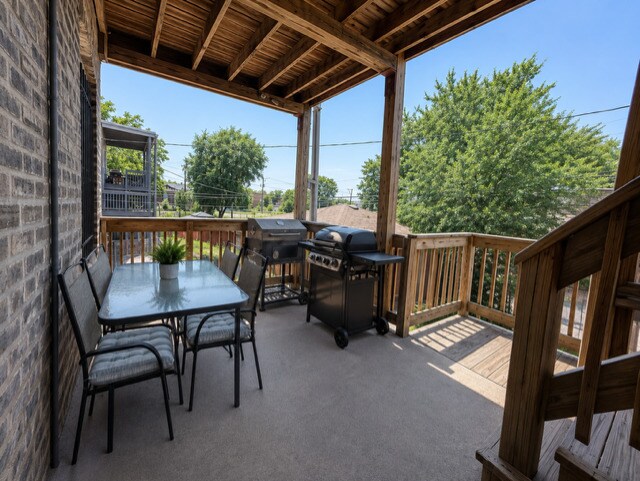 Building Photo - 834 N Christiana Ave