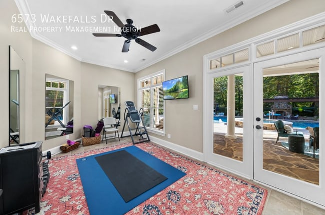 Building Photo - 6573 Wakefalls Dr