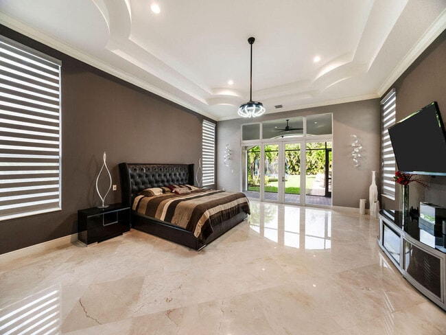 Building Photo - 9525 Captiva Cir