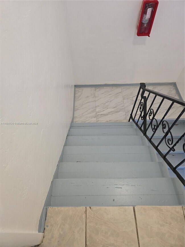 Building Photo - 150 NE 82nd Terrace