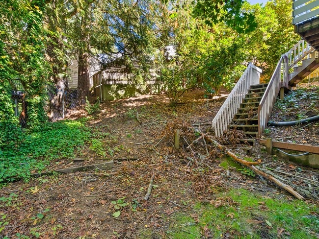 Building Photo - 1107 Meadowview Ct