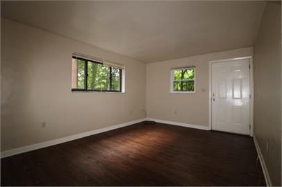 Building Photo - 3451 Evergreen Rd