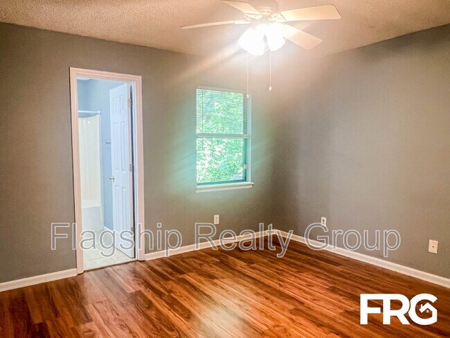 Building Photo - 205 Wyndham Cir