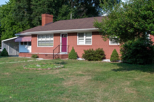 Primary Photo - 26032 Townfield Dr