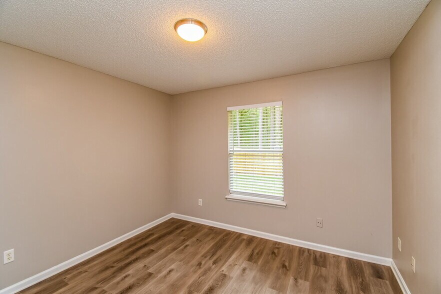 Building Photo - 7529 Saundersville Ct