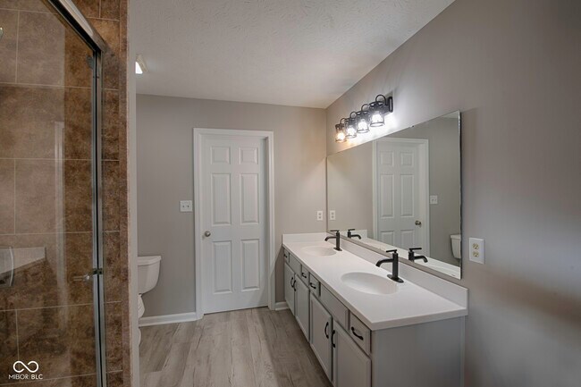 Building Photo - 7866 Sergi Canyon Dr