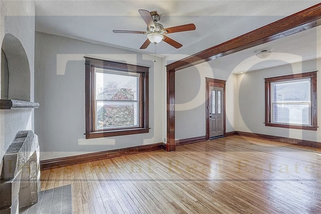 Building Photo - 2704 Park Ave