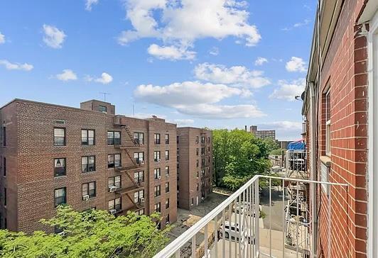 Building Photo - 141-04 Pershing Crescent