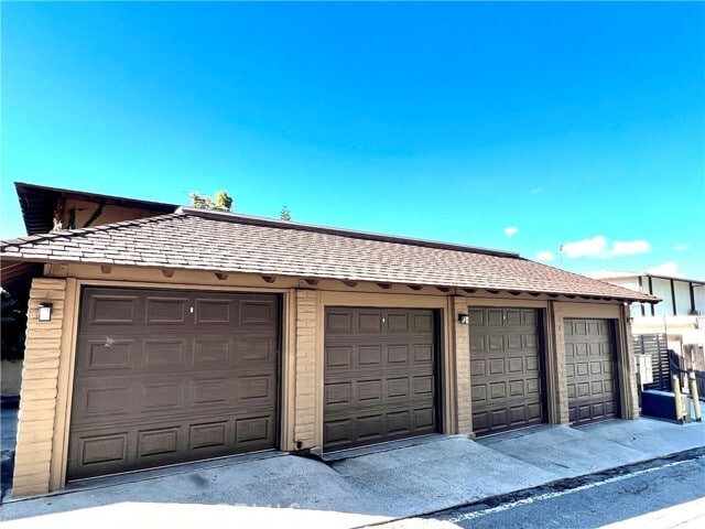 Building Photo - 320 S El Camino Real