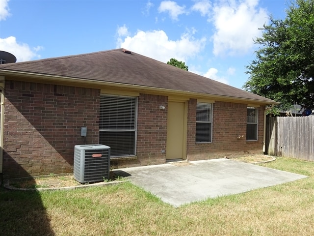 Building Photo - 12406 Westwold Dr