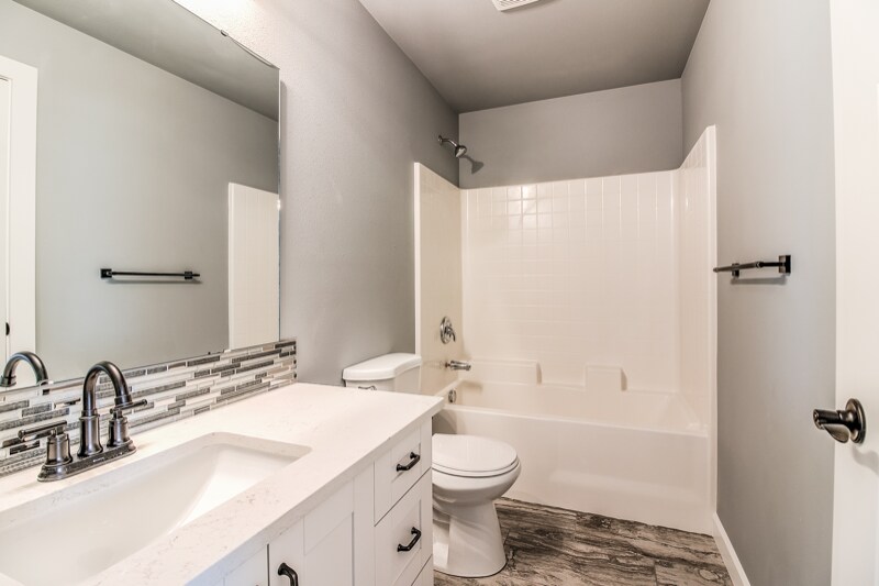 Building Photo - 663 S 83rd Ave