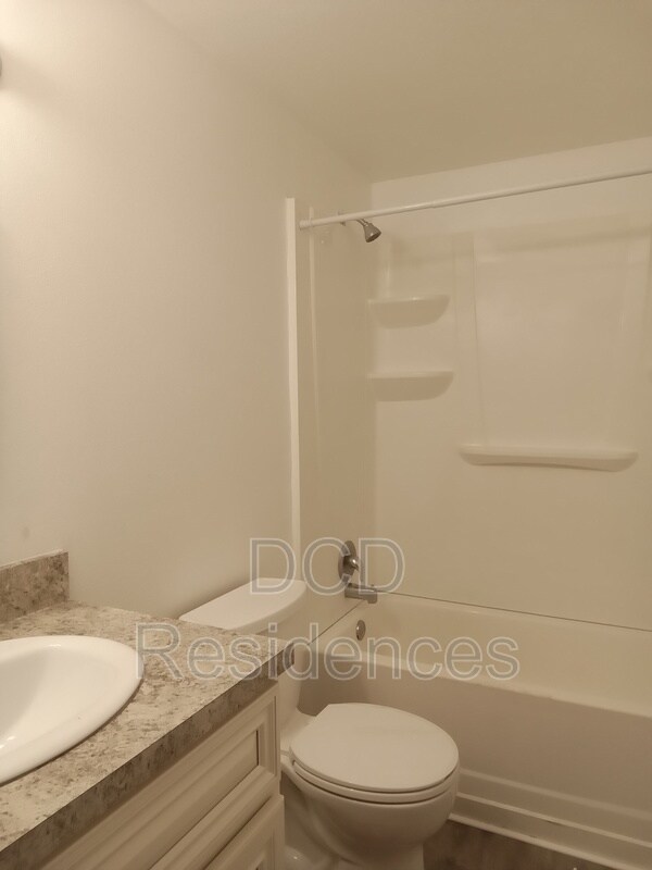 Building Photo - 11433 Mussel Dr