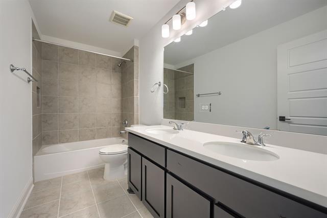 Building Photo - 370 Shirebrook Ln