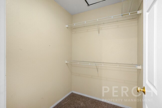 Building Photo - 1285 Granite Dr