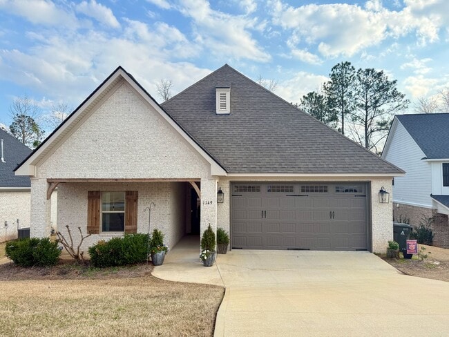 Building Photo - 1149 Still Hunt Ln