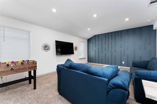 Building Photo - 12812 Barnsbury Ln