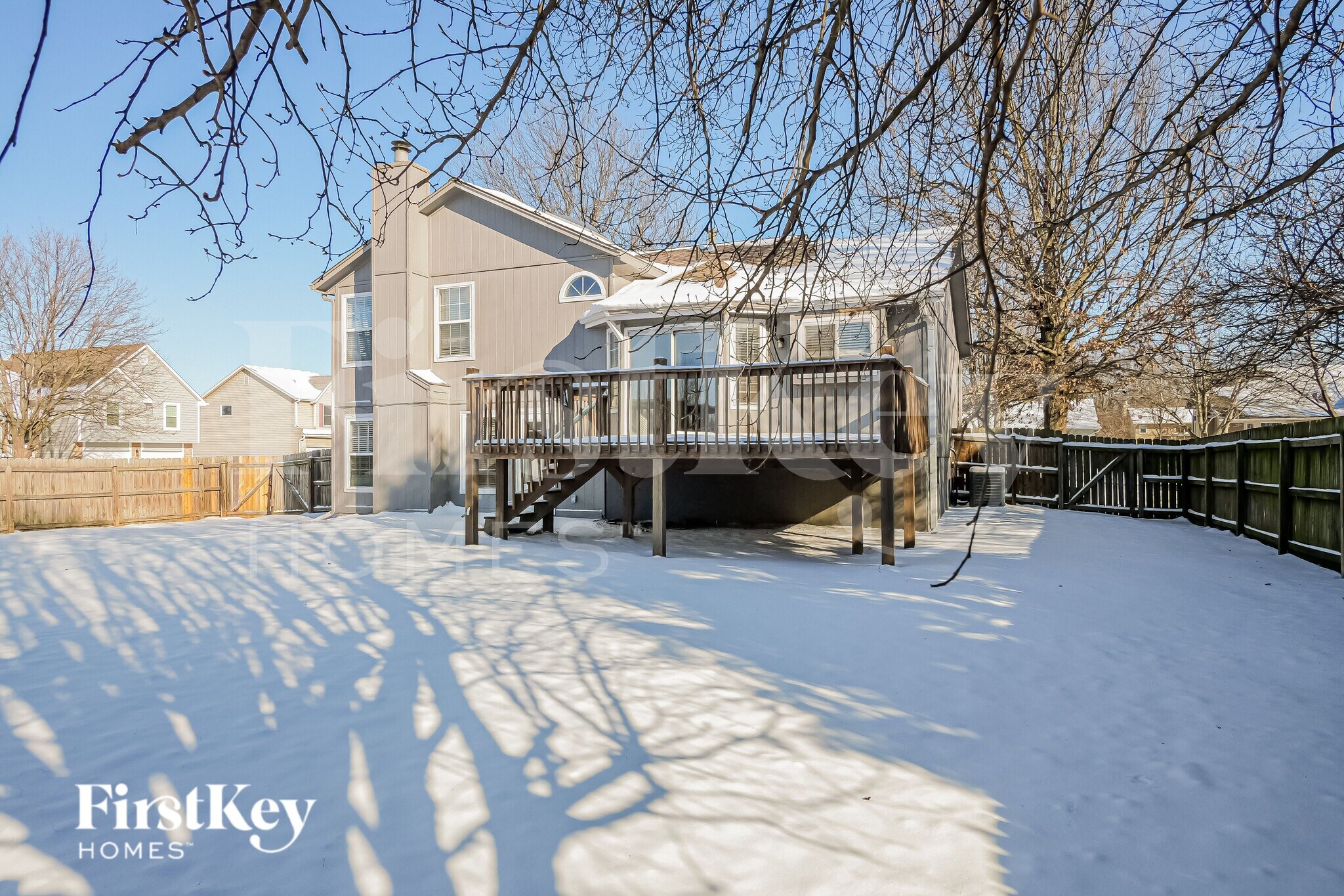 Building Photo - 409 Sandra Ln