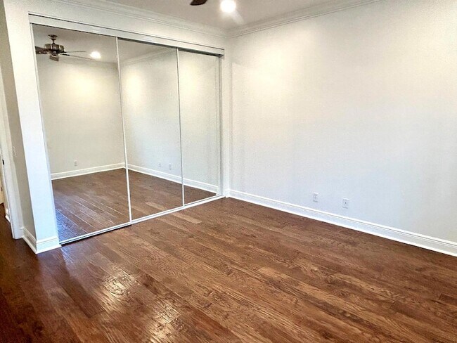 Building Photo - 2024 Foxtail View Ct
