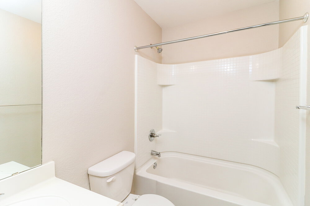 Building Photo - 2504 Wakecrest Dr